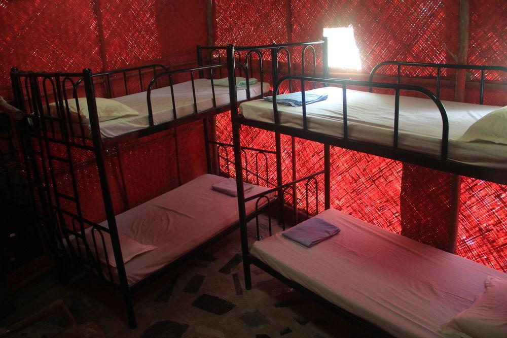Bricks And Bamboo Hostel Anjuna Ngoại thất bức ảnh