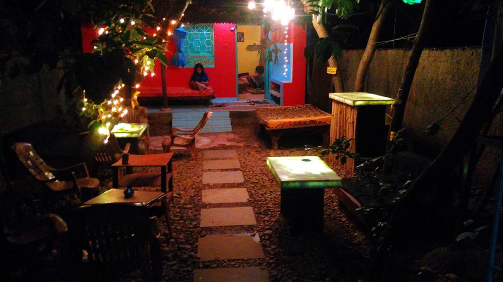 Bricks And Bamboo Hostel Anjuna Ngoại thất bức ảnh
