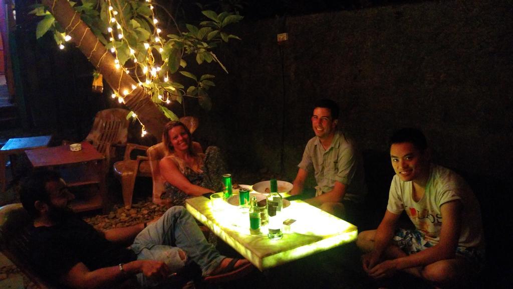 Bricks And Bamboo Hostel Anjuna Ngoại thất bức ảnh