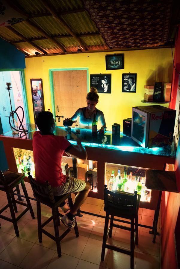 Bricks And Bamboo Hostel Anjuna Ngoại thất bức ảnh